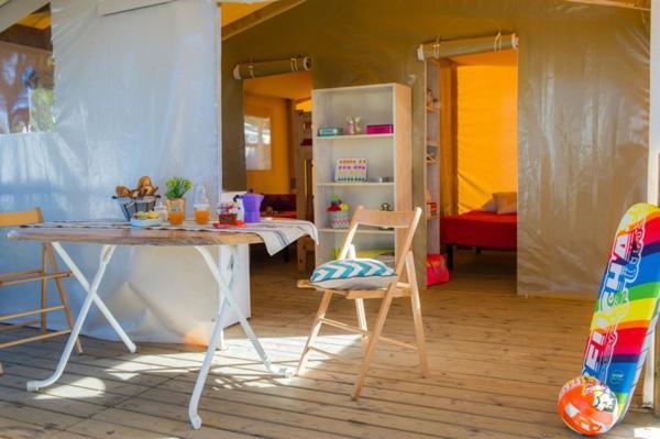 Eurocamp Tents At Campsite Polari 罗维尼 外观 照片