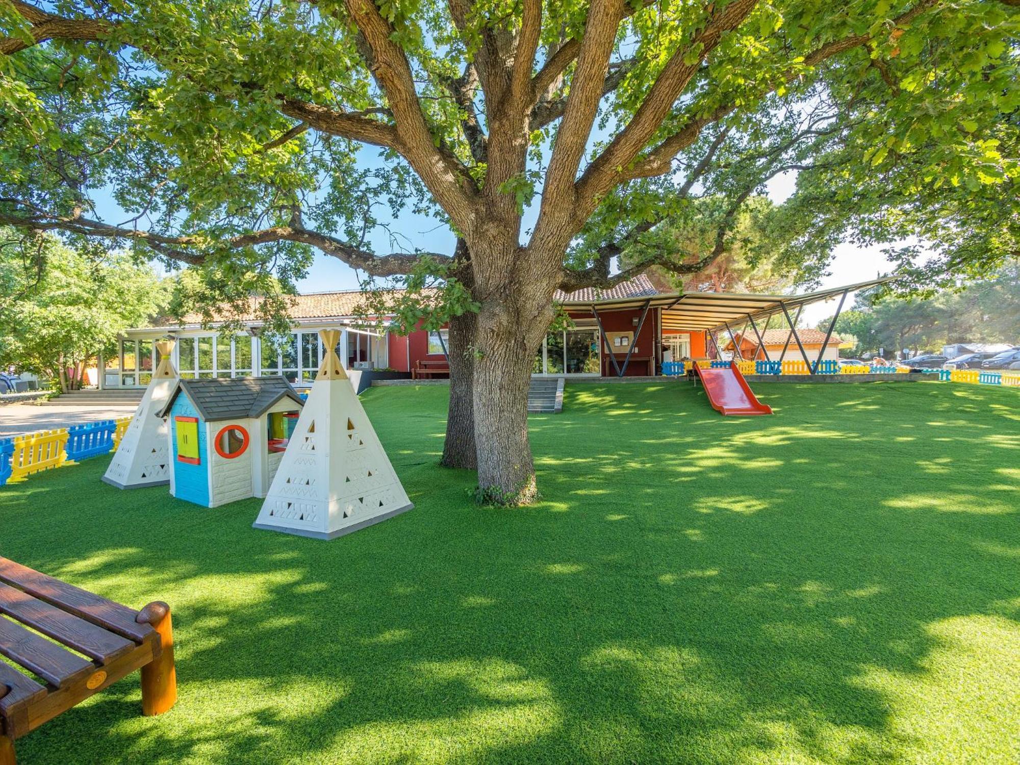 Eurocamp Tents At Campsite Polari 罗维尼 外观 照片